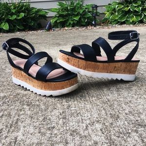 Maden Girl Trendy Sandals!!